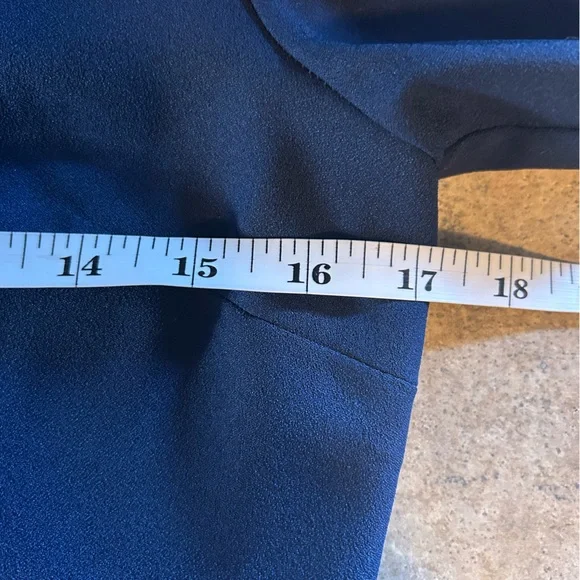 Banana Republic Factory Dress - Navy scalloped sheath short sleeve skater style - Picture 8 of 9